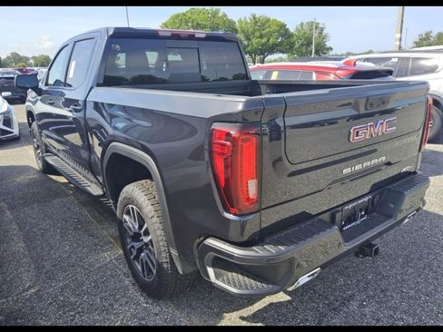 Used 2025 GMC Sierra 1500 AT4 w/ AT4 Premium Package AWD/4WD image 8