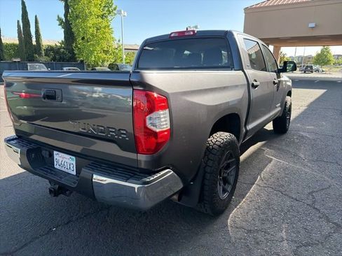 Used 2020 Toyota Tundra SR5 w/ SR5 Upgrade Package AWD/4WD image 10