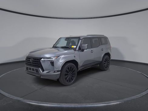 Used 2024 Lexus GX 550 w/ Accessory Package (2T) AWD/4WD image 16