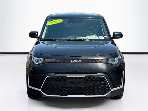 Used 2023 Kia Soul LX w/ Option Group 015 FWD image 2