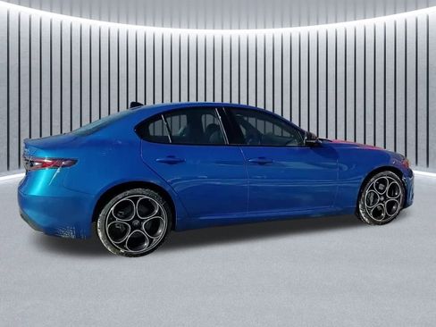 New 2025 Alfa Romeo Giulia AWD image 5