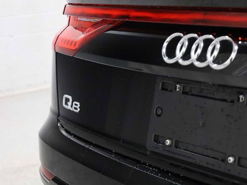 Used 2023 Audi Q8 Premium Plus w/ Premium Plus Package image 8