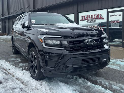 Used 2024 Ford Expedition Max Limited image 3