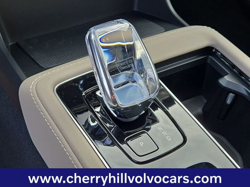 New 2026 Volvo XC90 B6 Plus w/ Protection Package Premier image 11