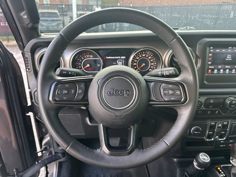 Used 2019 Jeep Wrangler Unlimited Sport S AWD/4WD image 23