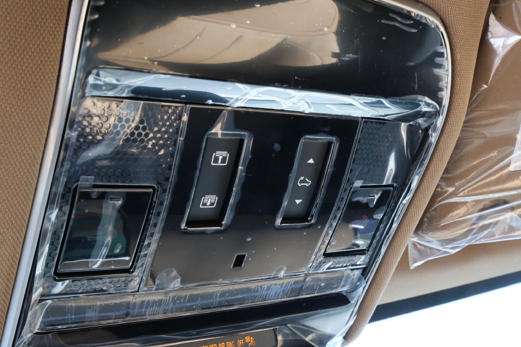New 2027 Land Rover Range Rover Sport Dynamic SE AWD/4WD image 29