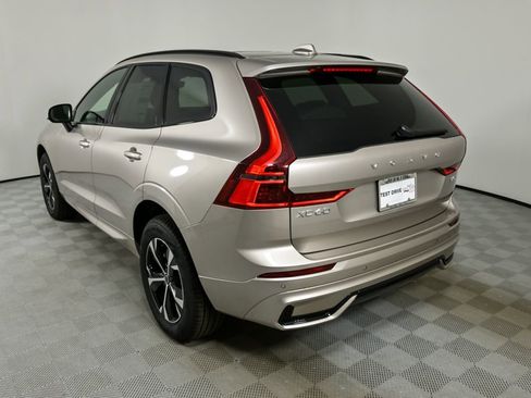 New 2026 Volvo XC60 B5 Core image 4