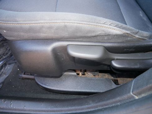 Used 2017 Chevrolet Cruze LS image 19