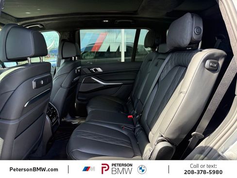 New 2026 BMW X7 M60i image 17