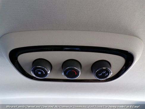 Used 2021 Dodge Durango SXT image 35