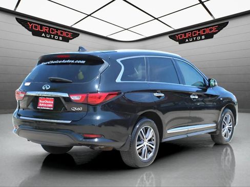Used 2017 INFINITI QX60 AWD w/ Premium Package image 5