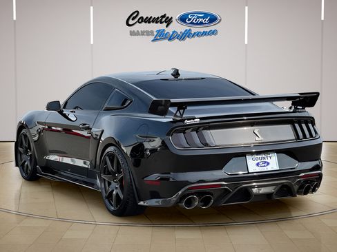 Used 2020 Ford Mustang Shelby GT500 w/ Carbon Fiber Track Pack RWD image 25