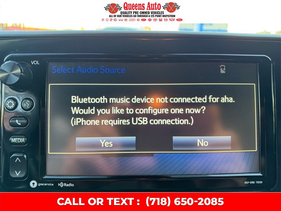 Used 2018 Toyota C-HR XLE FWD image 42