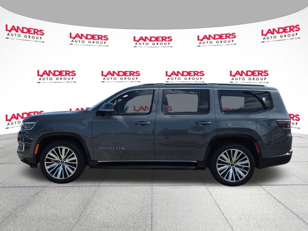 Used 2022 Jeep Wagoneer Series II RWD image 6