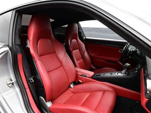 Certified 2014 Porsche 911 Turbo S image 13