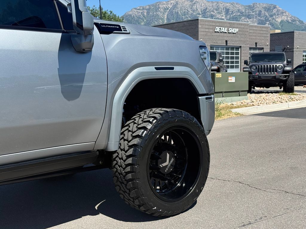 Used 2026 GMC Sierra 3500 Denali Ultimate AWD/4WD image 7