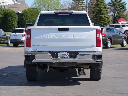 Used 2023 Chevrolet Silverado 2500 LT w/ Convenience Package AWD/4WD image 4