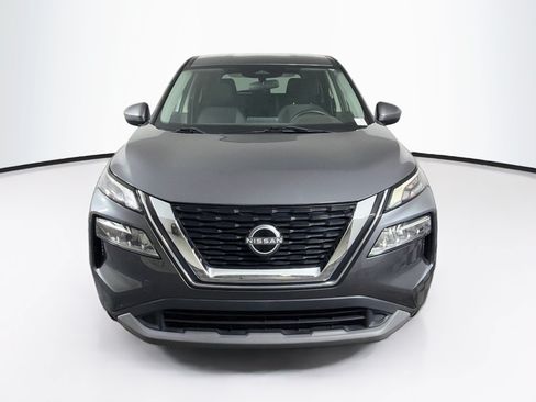 Used 2023 Nissan Rogue SV AWD/4WD image 2