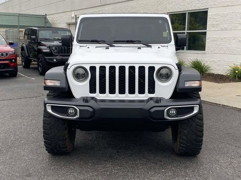 Used 2023 Jeep Gladiator Sport AWD/4WD image 2