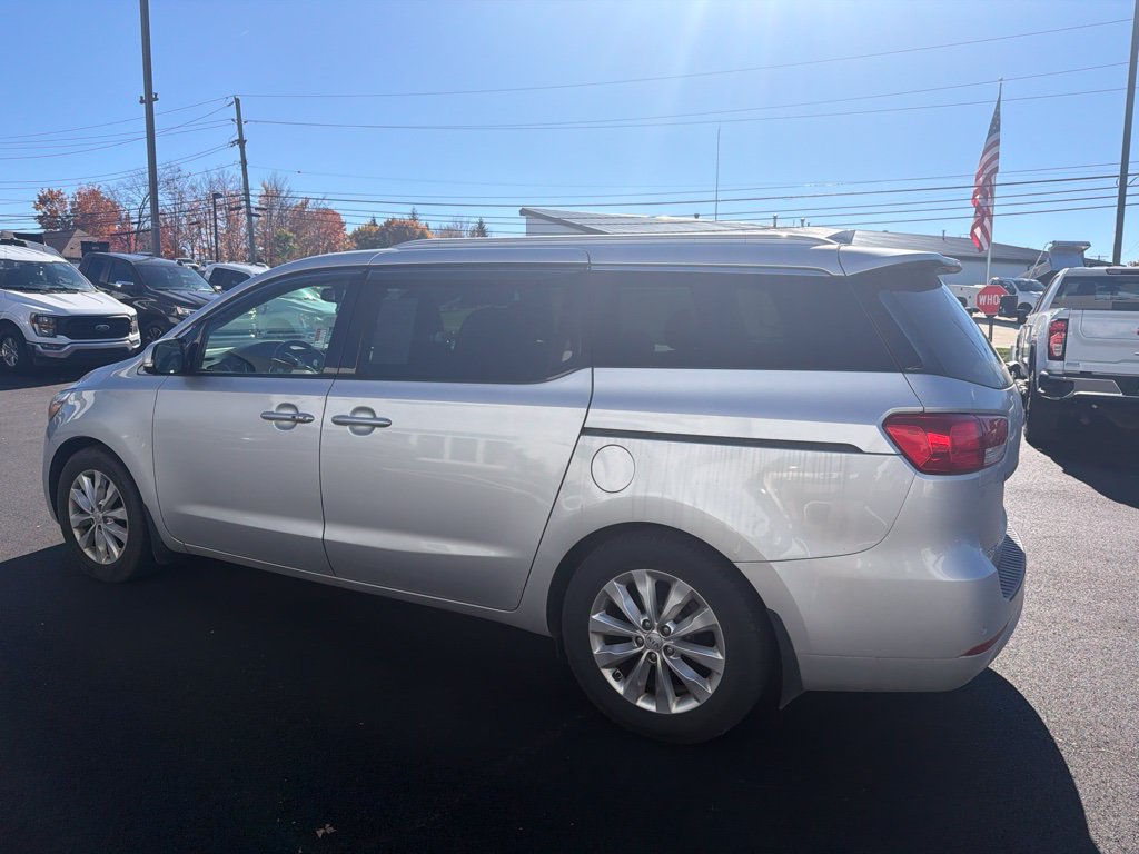 Used 2018 Kia Sedona EX FWD image 6