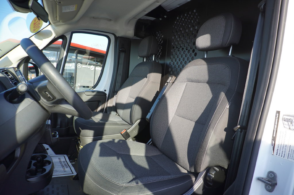 Used 2025 RAM ProMaster 2500 w/ U-Haul Equipment Group FWD image 22