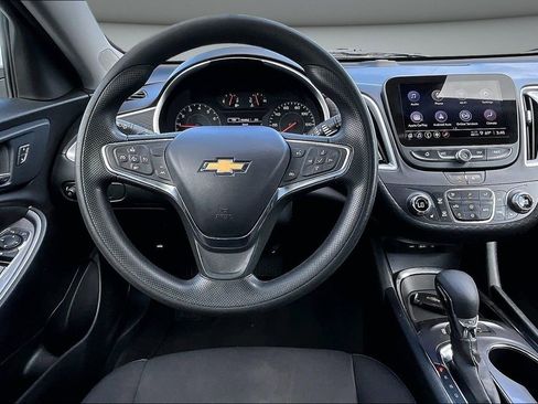 Used 2024 Chevrolet Malibu LT FWD image 8