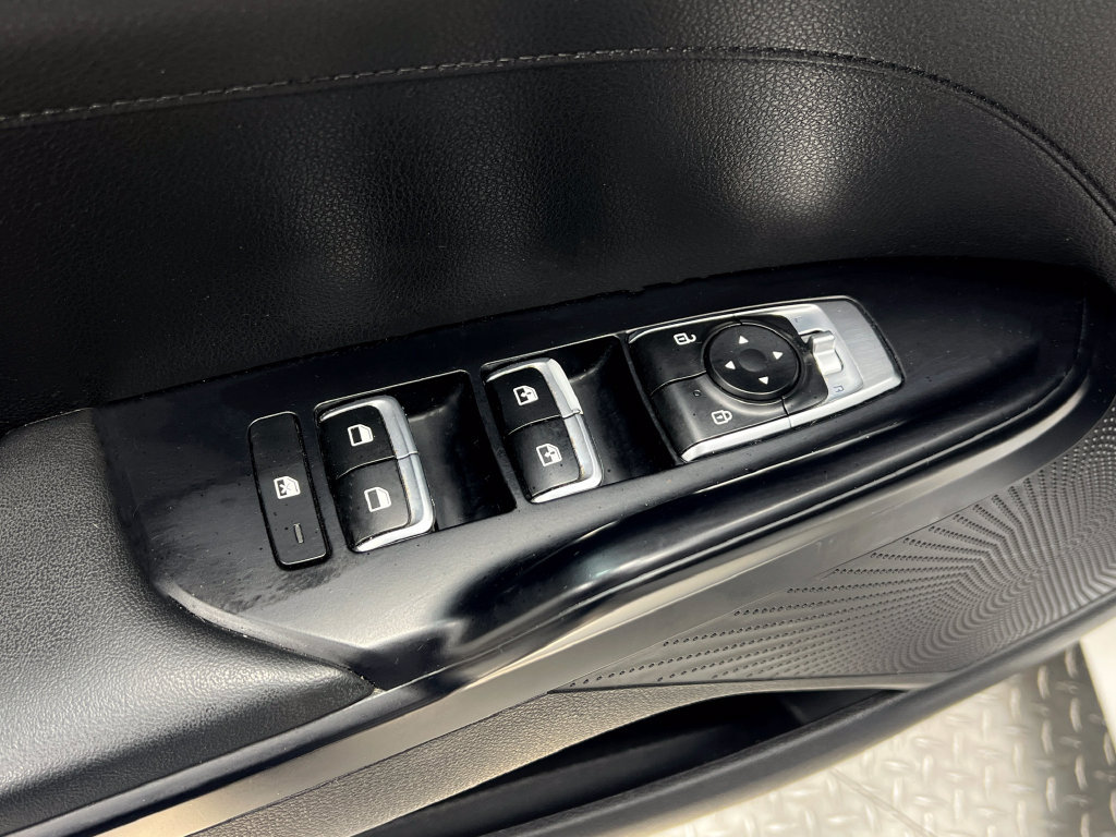 Used 2022 Kia K5 GT-Line w/ GT-Line FWD Premium Package image 17