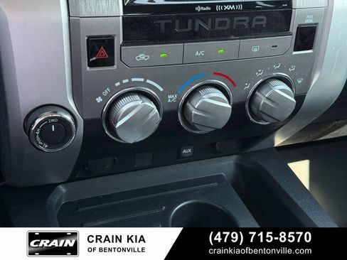 Used 2018 Toyota Tundra SR5 w/ SR5 Upgrade Package AWD/4WD image 17