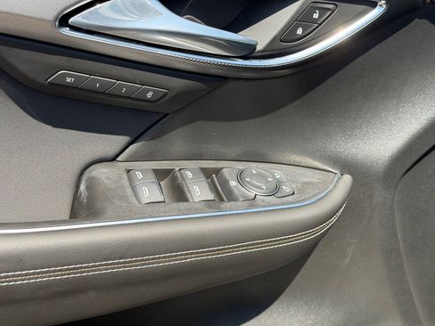 Used 2025 Buick Envision Sport Touring AWD/4WD image 16