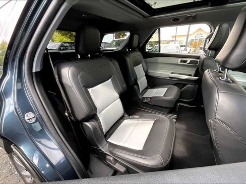 Used 2023 Ford Explorer XLT w/ Equipment Group 202A image 30