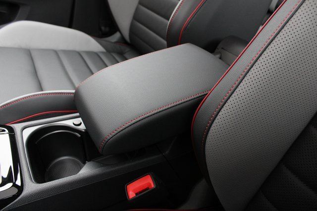 New 2026 Volkswagen GTI SE FWD image 19