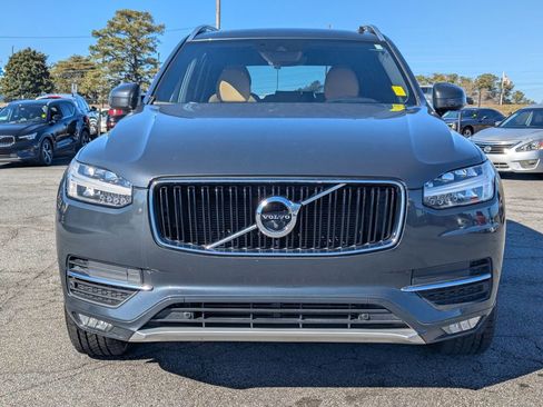 Used 2017 Volvo XC90 T6 Momentum w/ Vision Package image 10