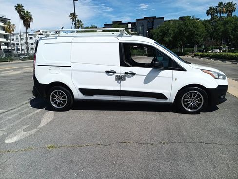 Used 2019 Ford Transit Connect XL image 4