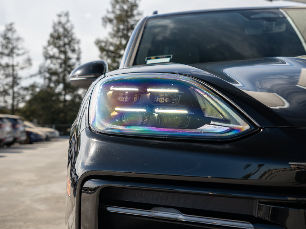 Certified 2026 Porsche Cayenne AWD/4WD image 22