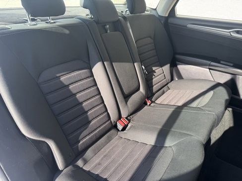 Certified 2020 Ford Fusion SE image 20