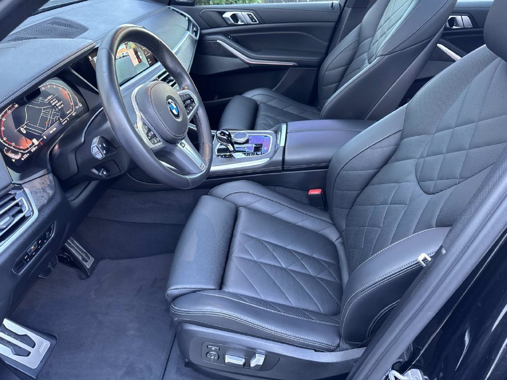 Used 2023 BMW X5 xDrive40i w/ M Sport Package AWD/4WD image 21