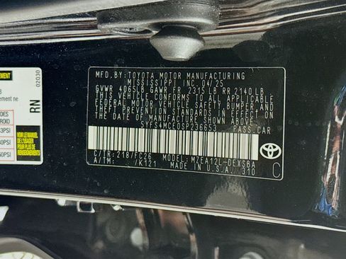 Used 2025 Toyota Corolla SE FWD image 38