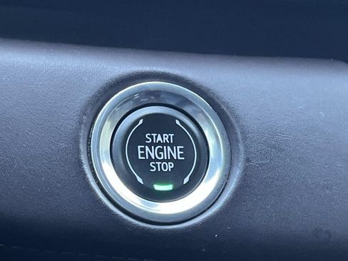 Used 2021 Cadillac Escalade Sport Platinum w/ Heavy-Duty Trailer Package AWD/4WD image 36