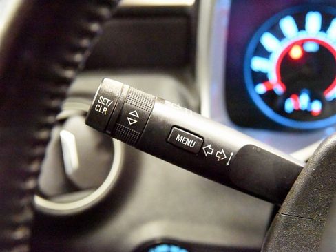 Used 2011 Chevrolet Camaro LT image 19