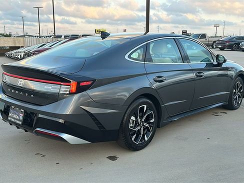 Used 2025 Hyundai Sonata SEL image 12
