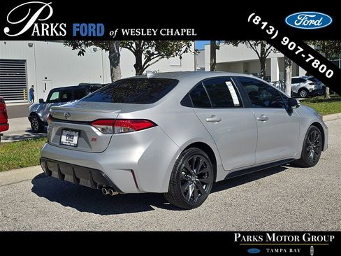 Used 2023 Toyota Corolla SE image 4