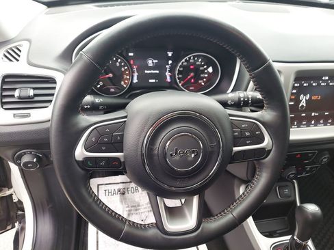 Used 2019 Jeep Compass Latitude w/ Popular Equipment Group image 16