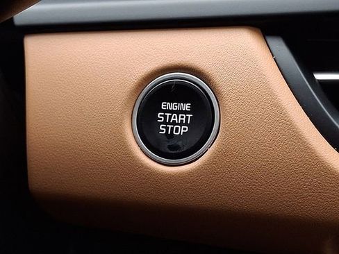 Certified 2024 Kia Seltos EX image 24