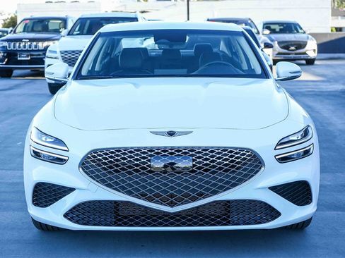 Used 2025 Genesis G70 2.5T image 2