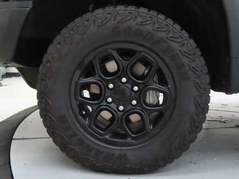 Used 2024 Chevrolet Silverado 1500 ZR2 w/ ZR2 Bison Edition AWD/4WD image 25