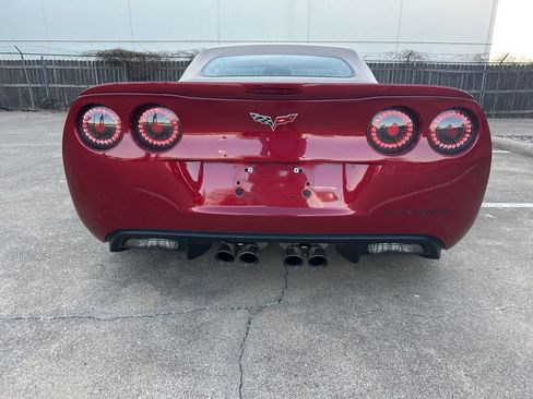 Used 2011 Chevrolet Corvette Grand Sport w/ Preferred Equipment Group image 7