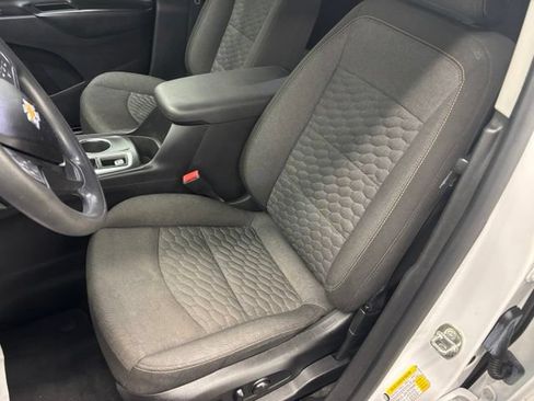 Used 2019 Chevrolet Equinox LT FWD image 16