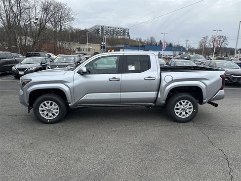 New 2026 Toyota Tacoma SR5 image 2