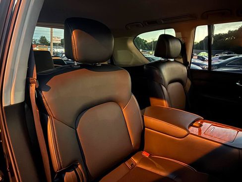 Used 2019 INFINITI QX80 Luxe AWD/4WD image 31