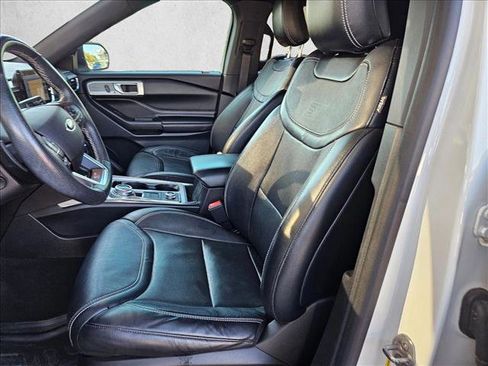 Used 2020 Ford Explorer ST image 17